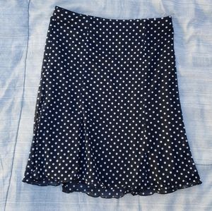 $2/20 Above the knee a-line polka dot skirt